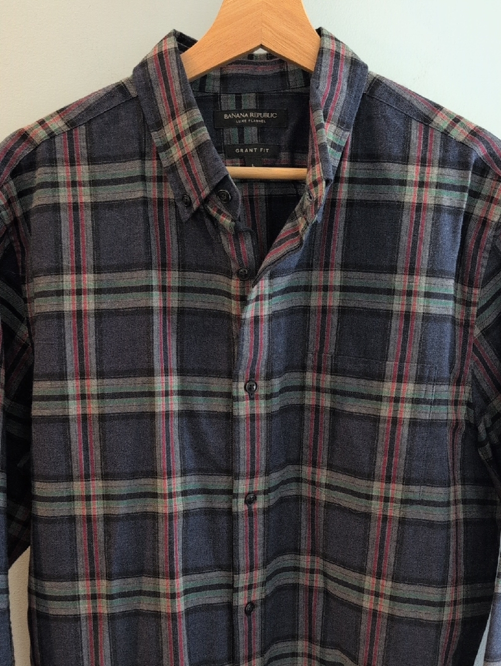 Banana Republic Men's Large Grant Fit Luxe Flannel Button Down Plaid Shirt